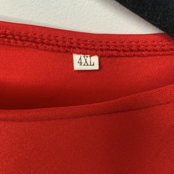 RED WIDE PANT JUMPER w/ CAPE(4XL)!! - Picture 4 of 7